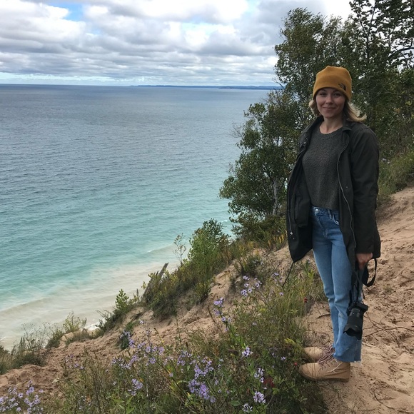 Meet your Posher, Lindsey - Picture 7 of 8